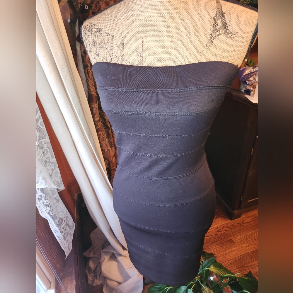 Va Va Voom Chic Black Strapless Dress